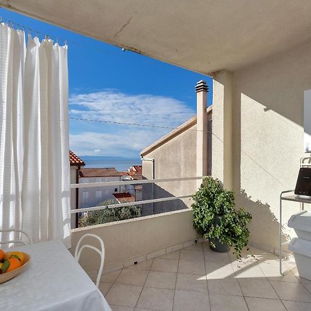 Apartments Angela Makarska Bagian luar foto